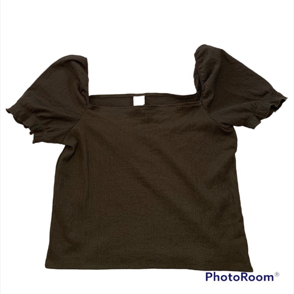 H&M Top - Picture 1 of 3